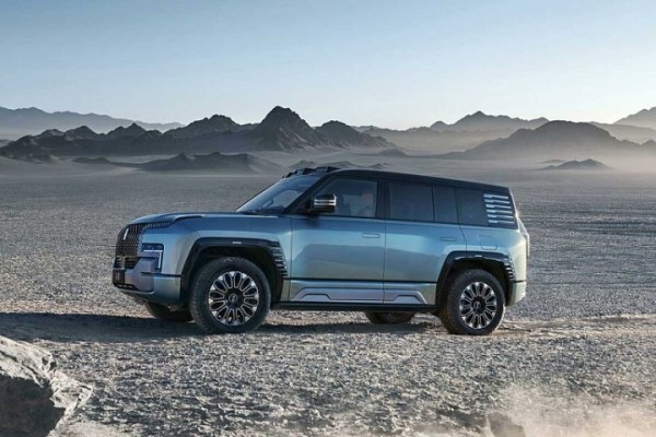 В Китае создали автомобиль-амфибию – гребет колесами прямо по воде В Китае создали автомобиль-амфибию – гребет колесами прямо по воде