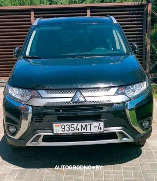 У белоруса в Варшаве угнали Mitsubishi: «Приехал на пару дней в гости – машина исчезла» У белоруса в Варшаве угнали Mitsubishi: «Приехал на пару дней в гости – машина исчезла»