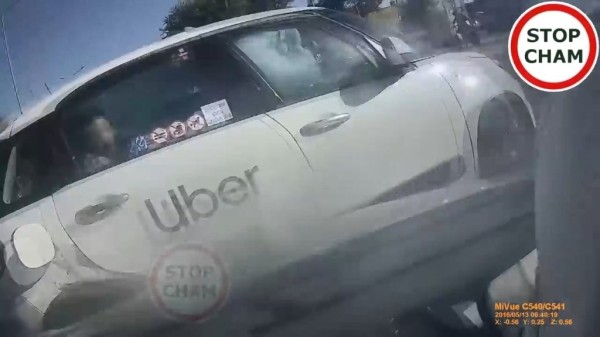 В Белостоке обсуждают лихой маневр водителя из Беларуси