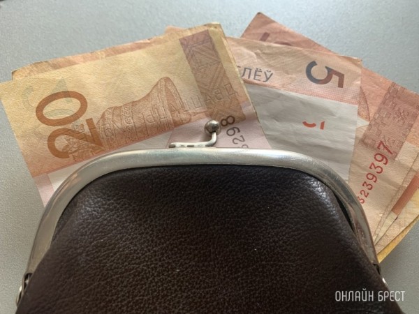 Сколько в среднем белорусы тратят в магазинах за день? Смотрим статистику