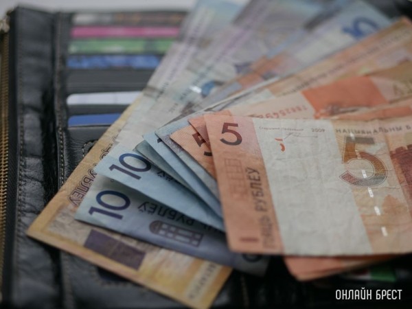 В Беларуси повысят пособия на детей некоторым категориям женщин