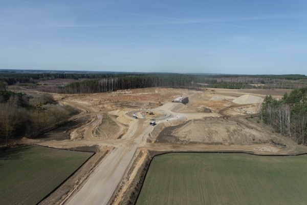 Польша продолжает строить скоростную дорогу до границы с РБ