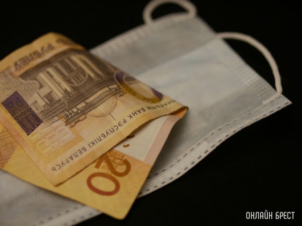 Не только врачам: среднему медперсоналу тоже повысят оплату труда